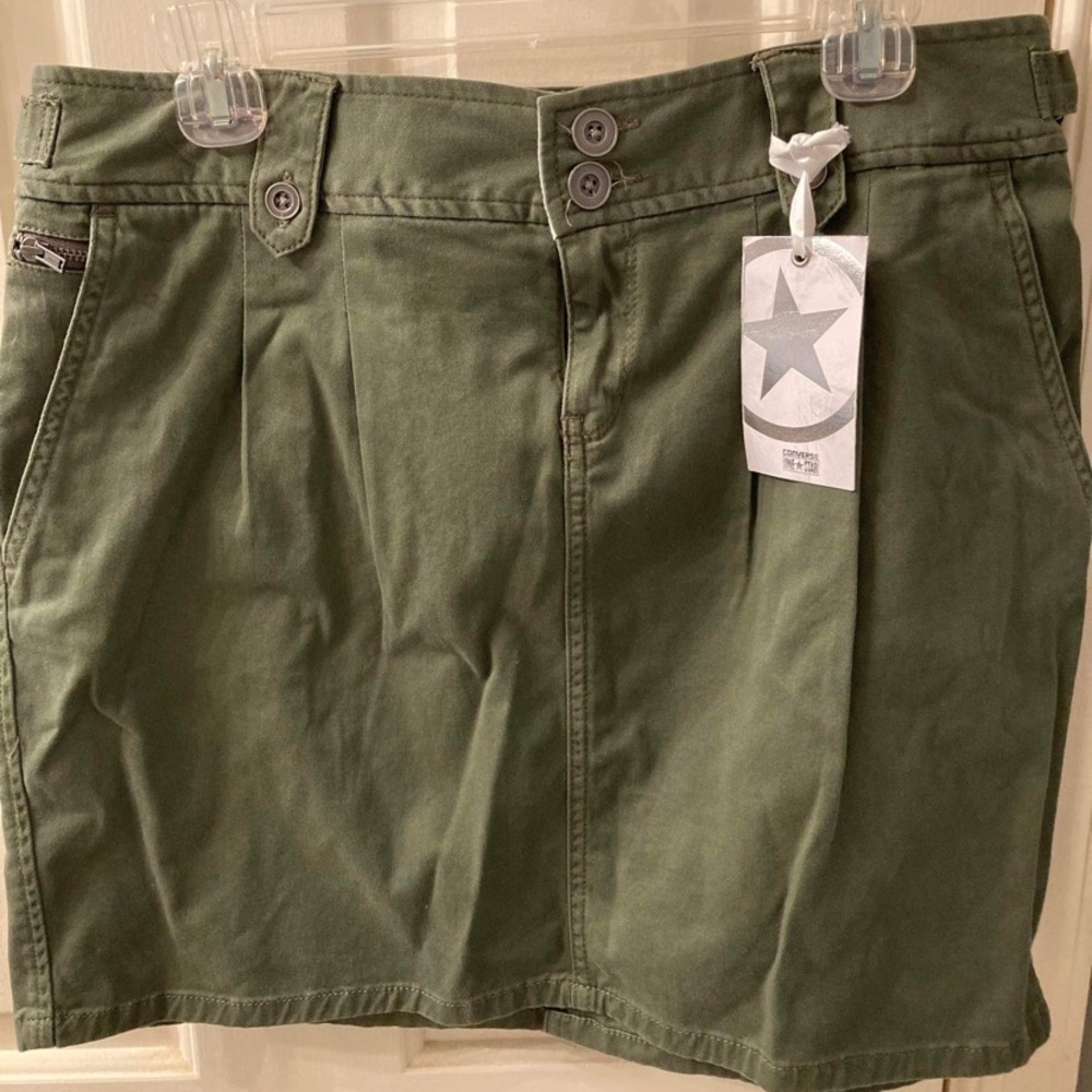 NWT army green Converse skirt, size 12
